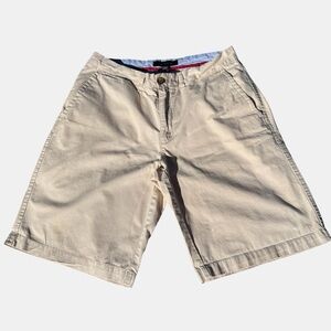 Tommy Hilfiger Men's Classic Khaki Chino Shorts Casual Summer Flat Front Size 32